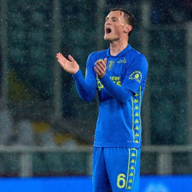 cover image of the auction item