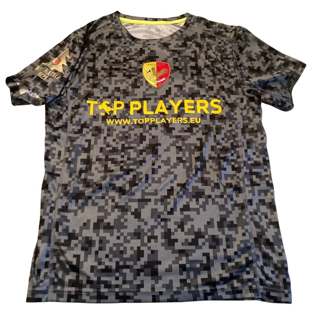 cover image of the auction item