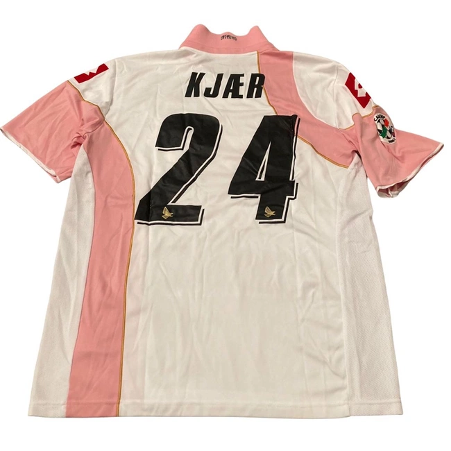 cover image of the auction item