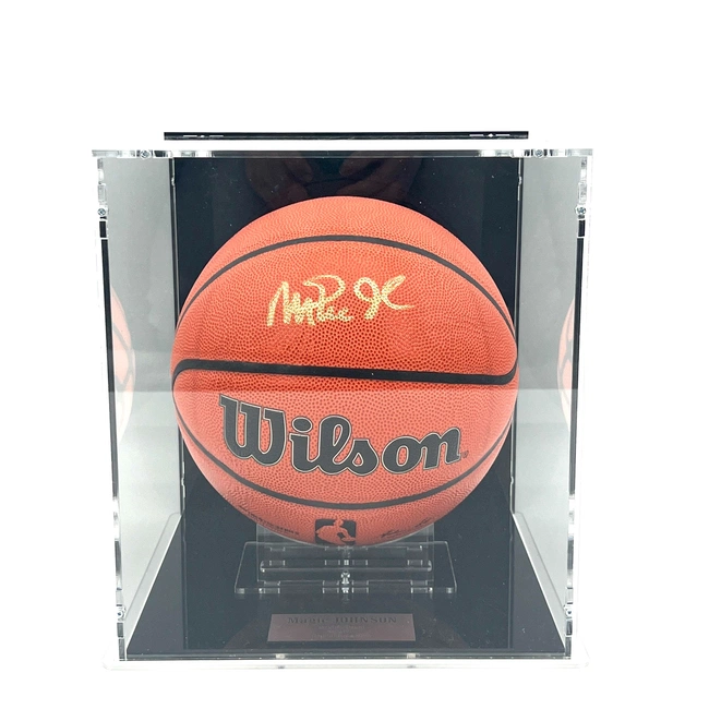 cover image of the auction item