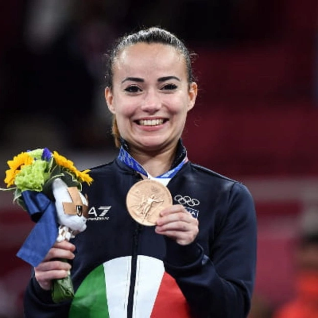 cover image of the auction item