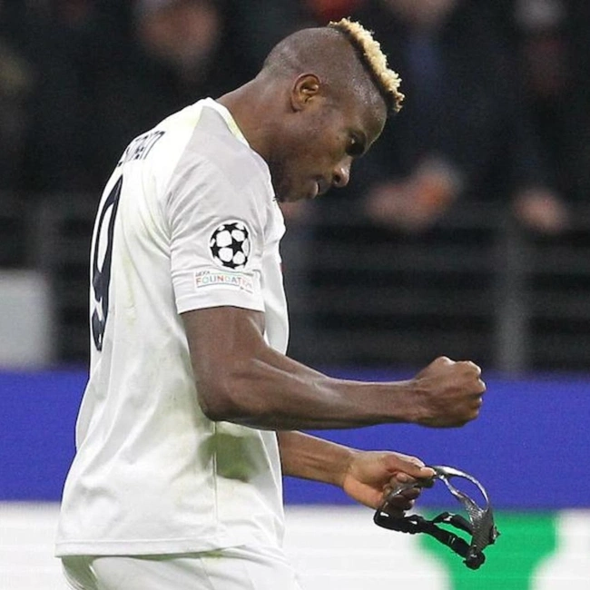 cover image of the auction item