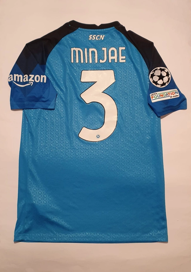 cover image of the auction item