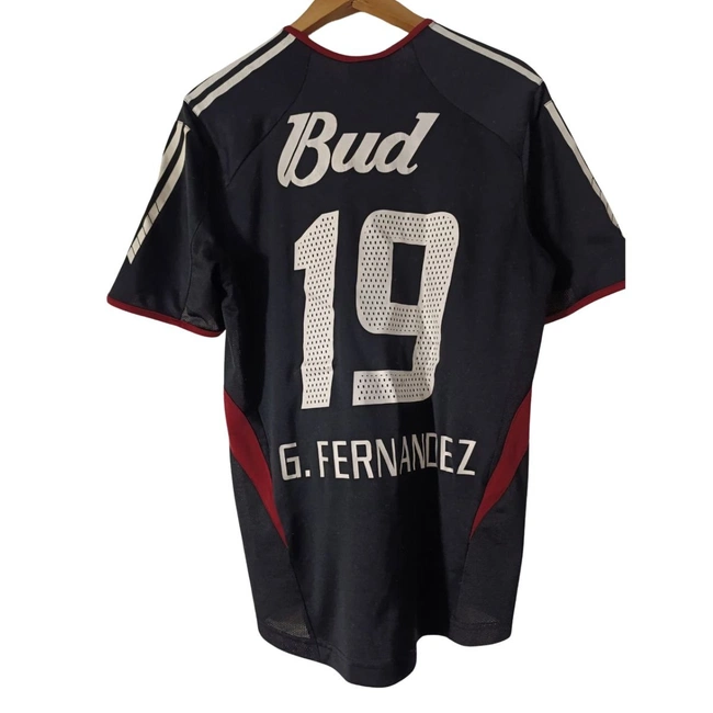 cover image of the auction item