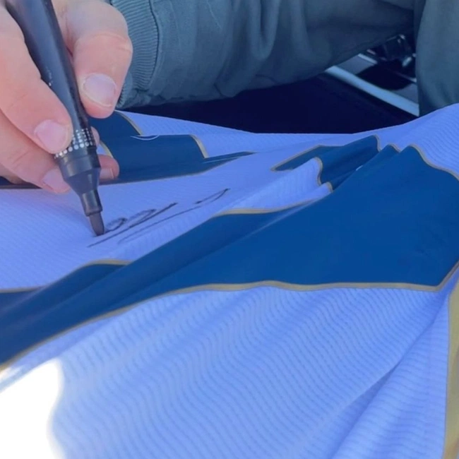 cover image of the auction item