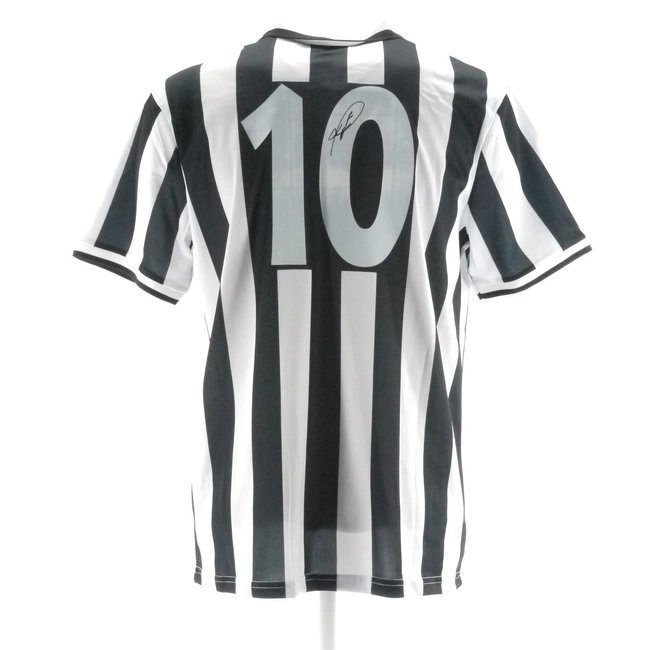 cover image of the auction item