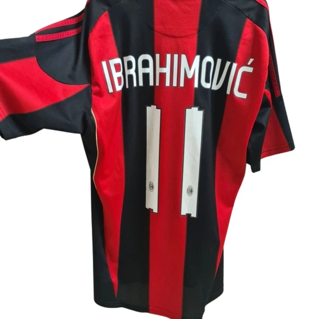 cover image of the auction item