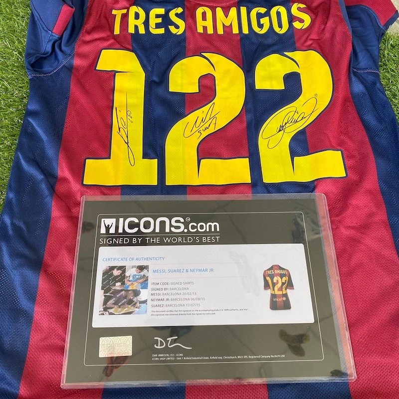 Tres Amigos Barcelona store shirt - Signed by Messi, Neymar and