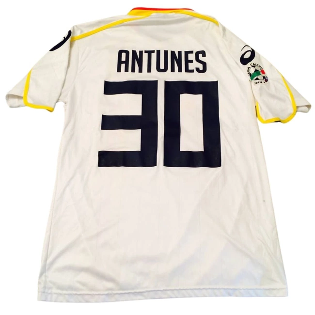 cover image of the auction item