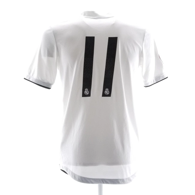 cover image of the auction item