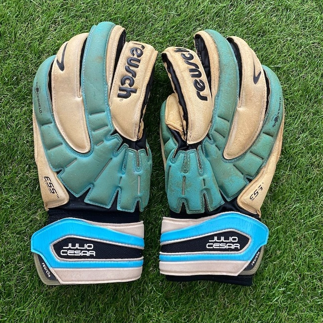 cover image of the auction item