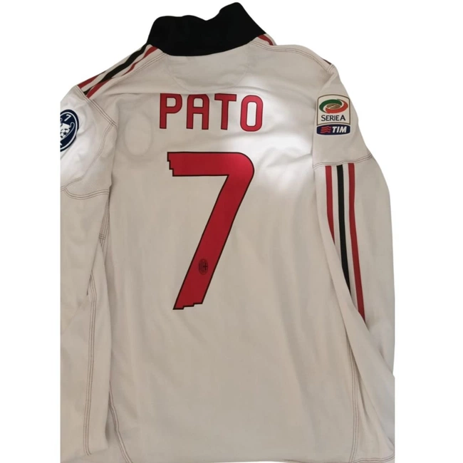 cover image of the auction item