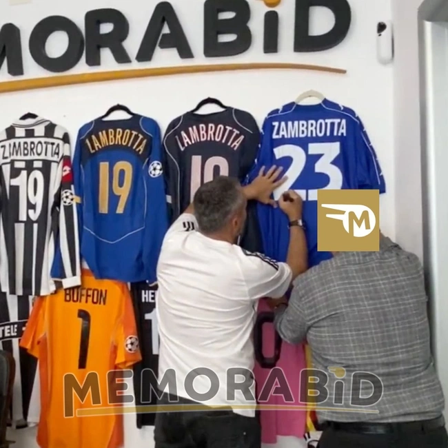 cover image of the auction item