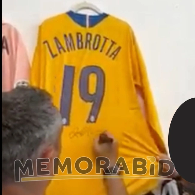 cover image of the auction item