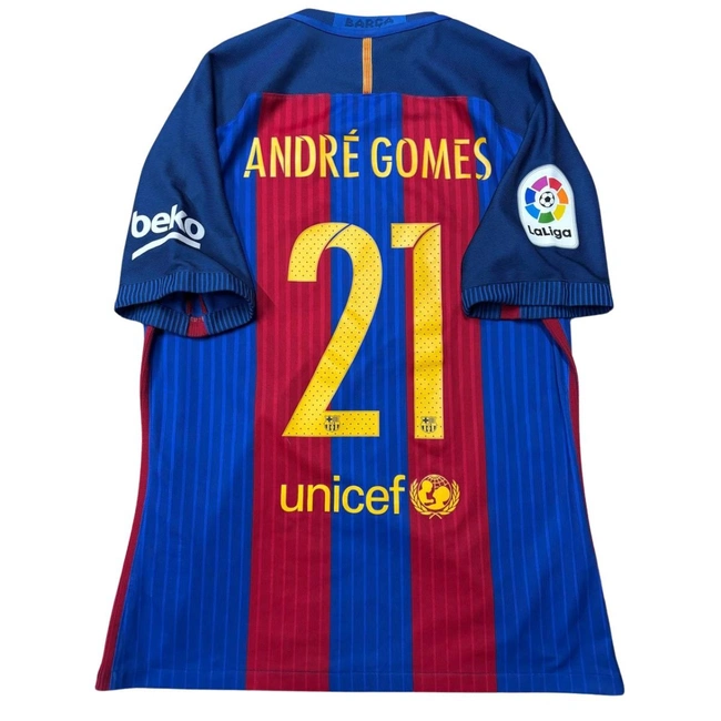 cover image of the auction item