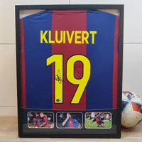 cover image of the auction item