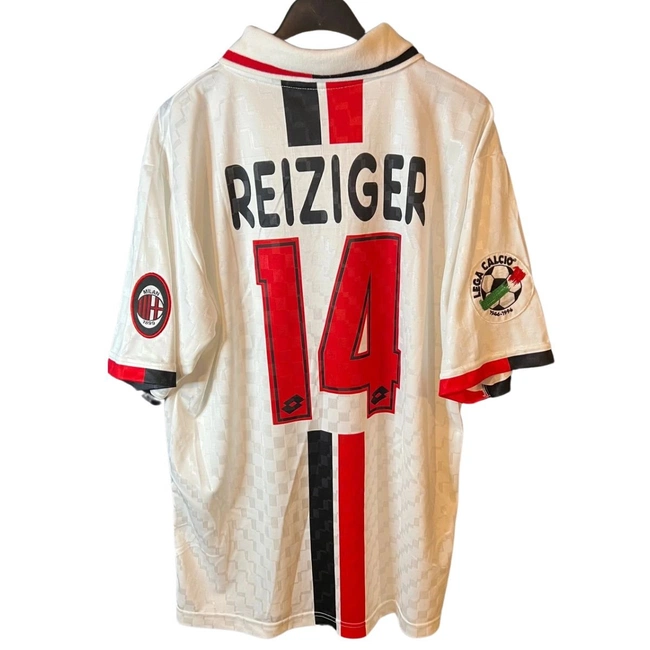 cover image of the auction item