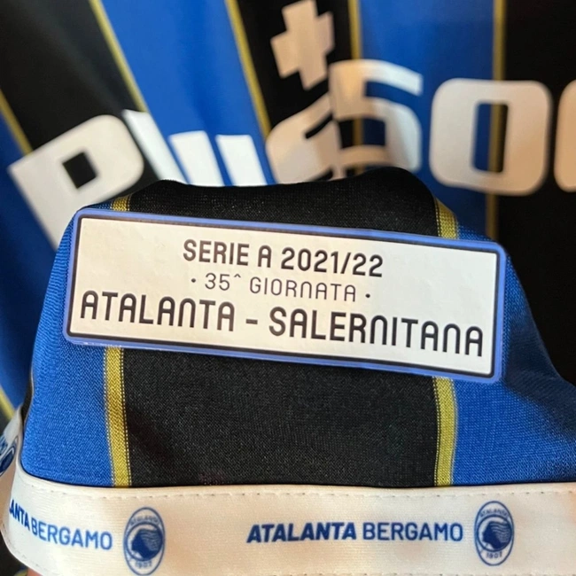 cover image of the auction item