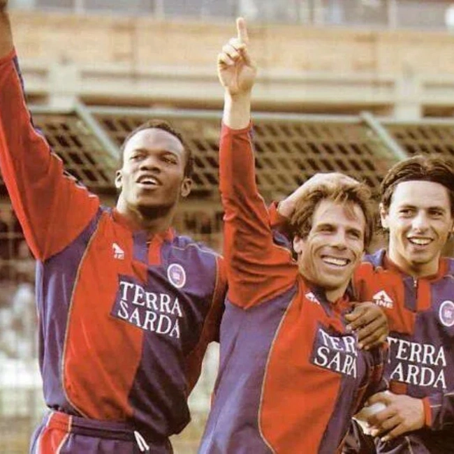 cover image of the auction item