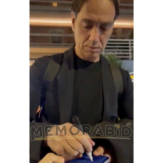 cover image of the auction item