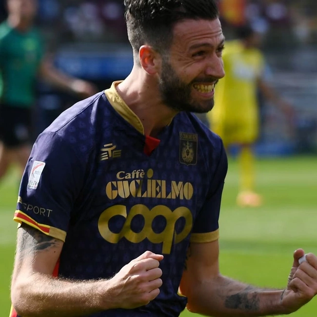 cover image of the auction item