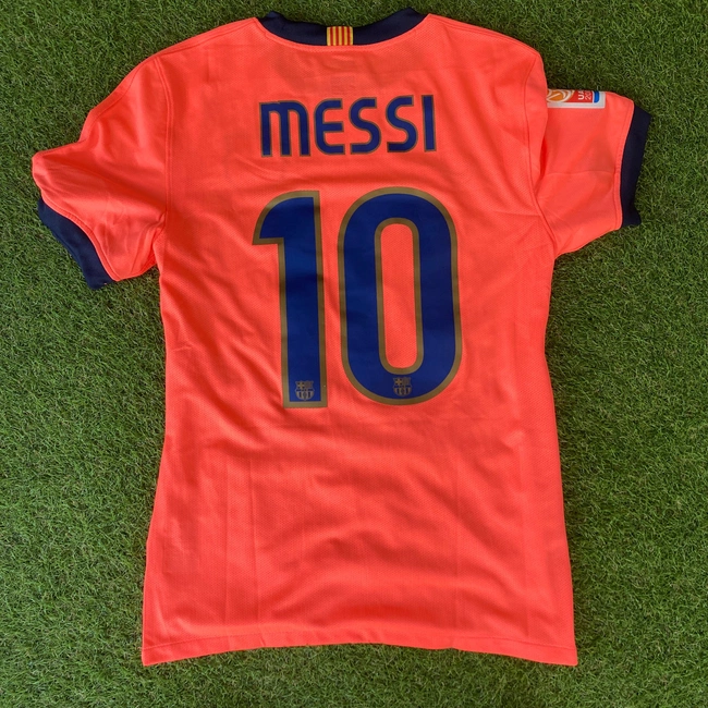 cover image of the auction item