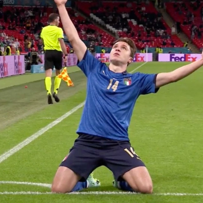 cover image of the auction item