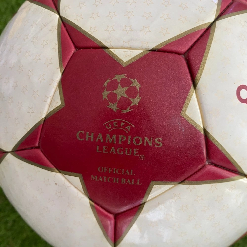 2004/05 Uefa Champions League match-ball