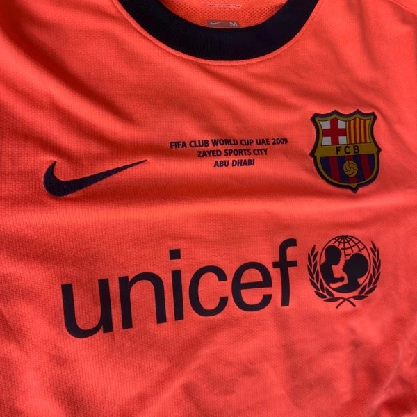 cover image of the auction item