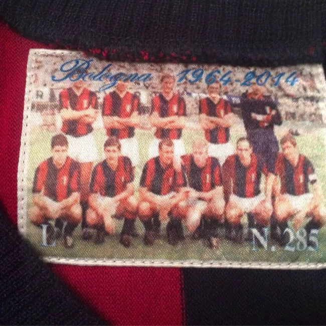 cover image of the auction item