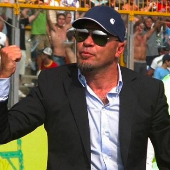 cover image of the auction item