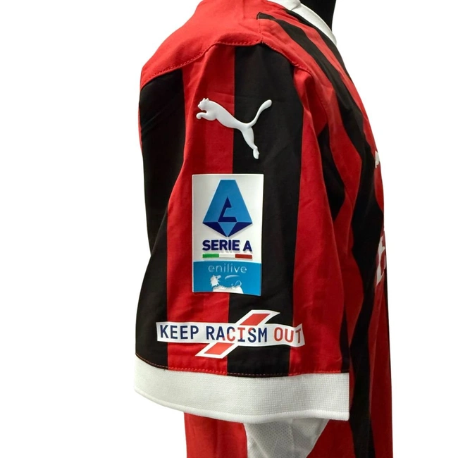 cover image of the auction item