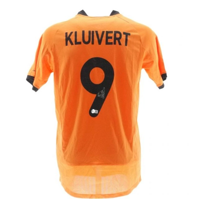 cover image of the auction item