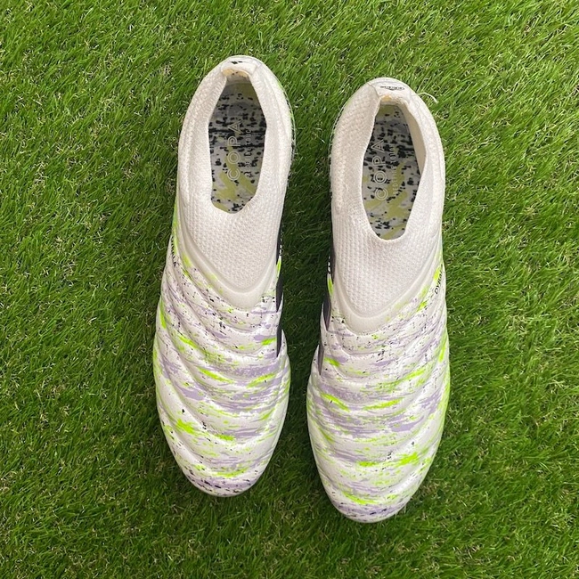 cover image of the auction item