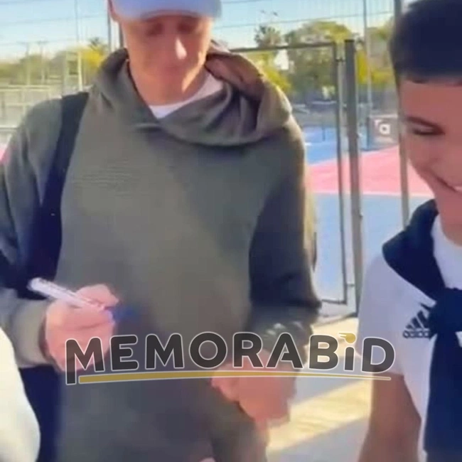 cover image of the auction item