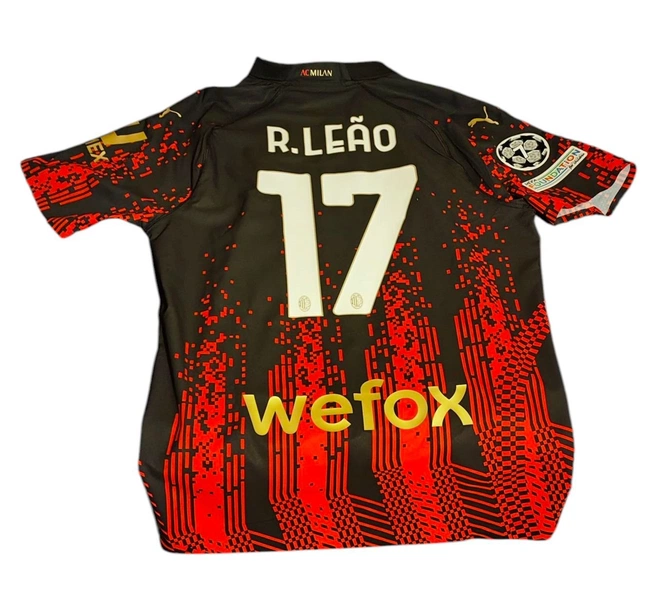 cover image of the auction item