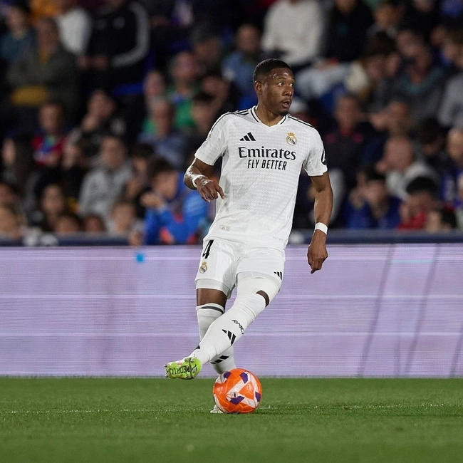 cover image of the auction item