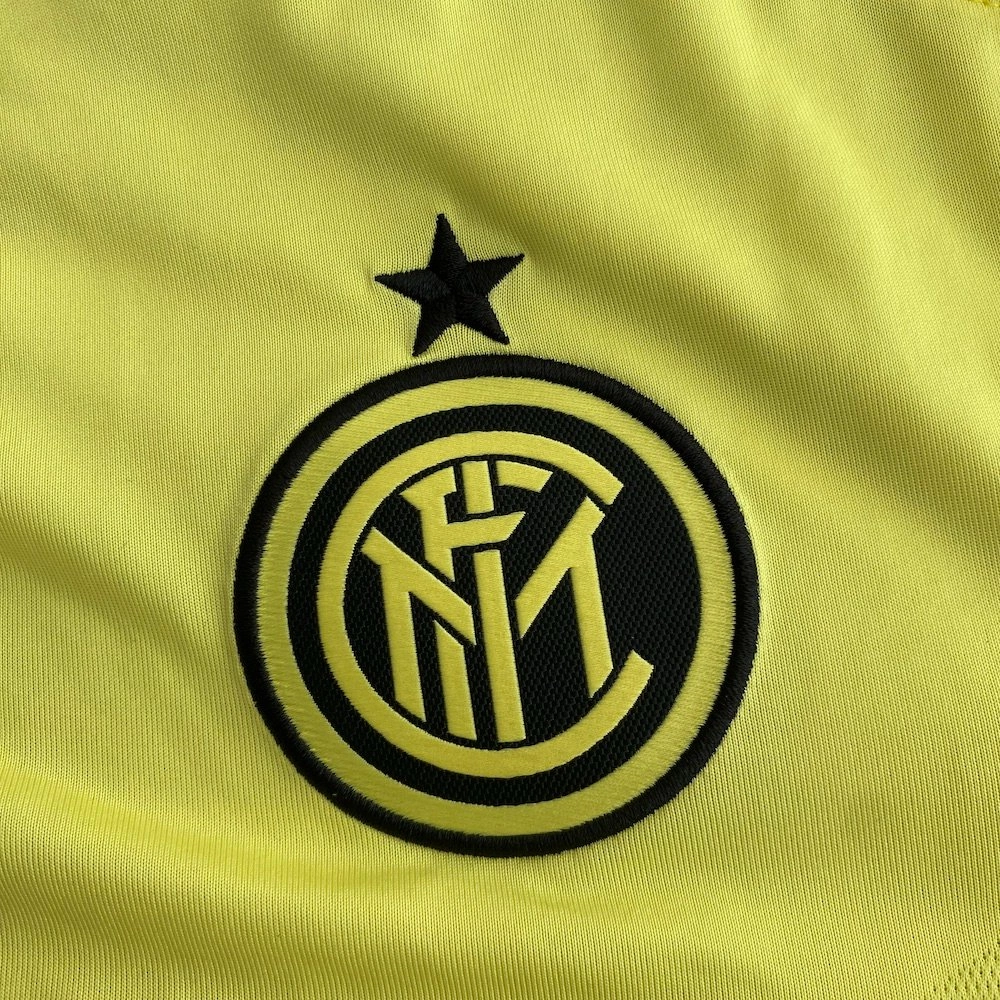 Nagatomo Inter match shirt