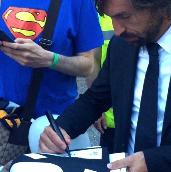 cover image of the auction item