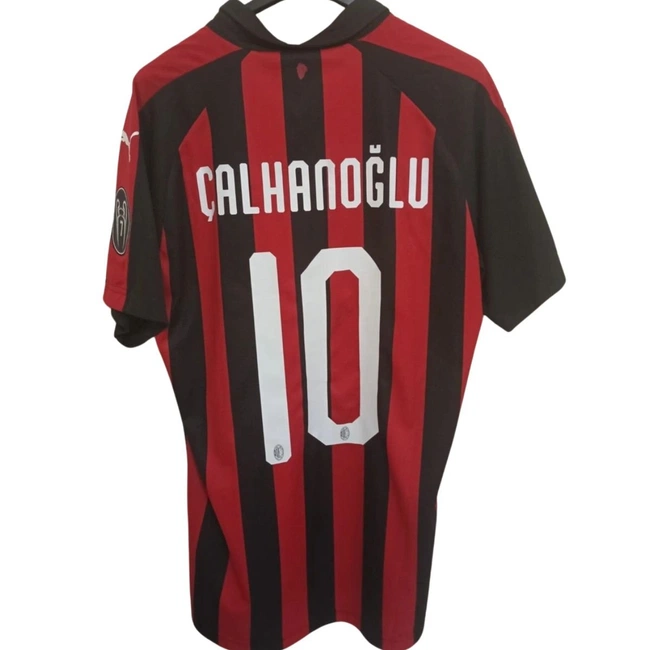 cover image of the auction item