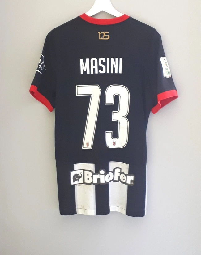 cover image of the auction item