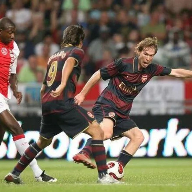 cover image of the auction item