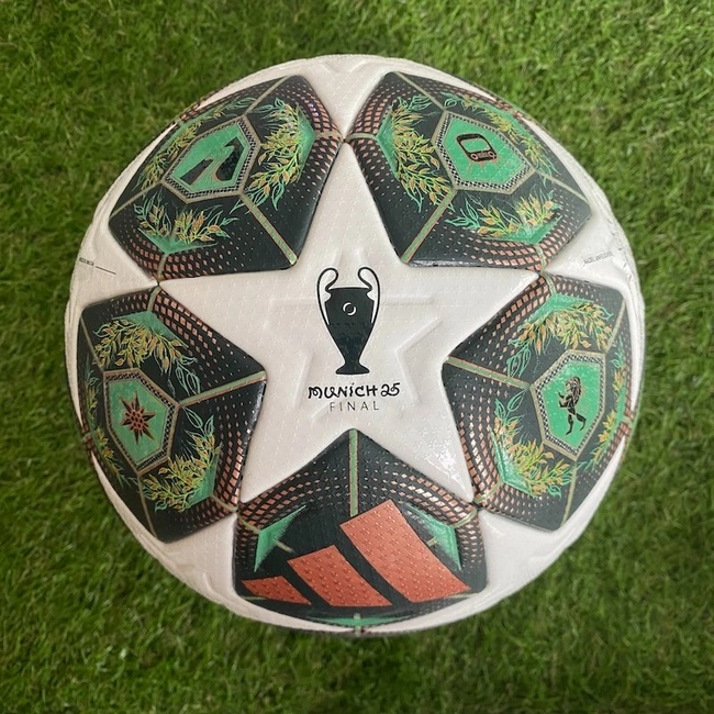 cover image of the auction item