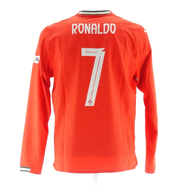 cover image of the auction item