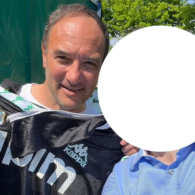 cover image of the auction item