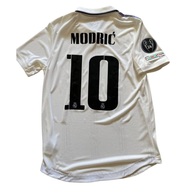 cover image of the auction item