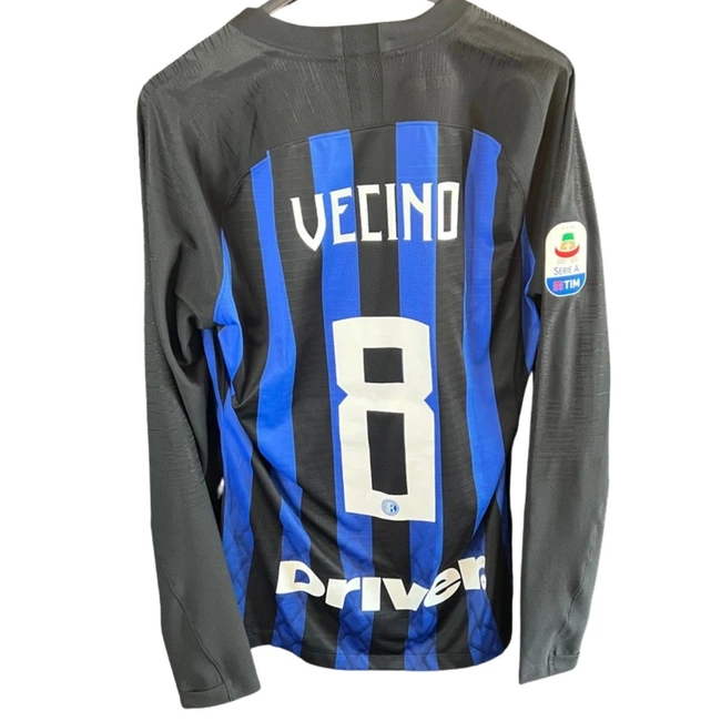 cover image of the auction item