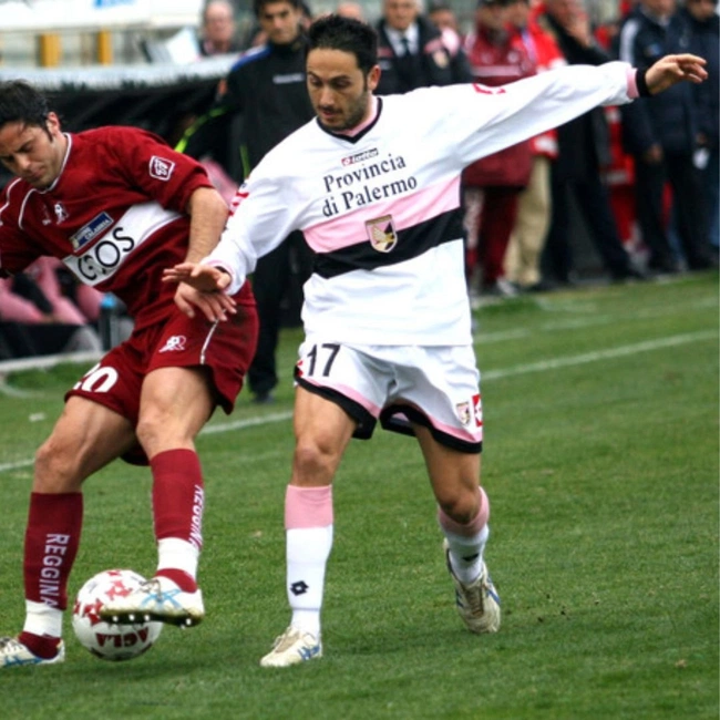 cover image of the auction item