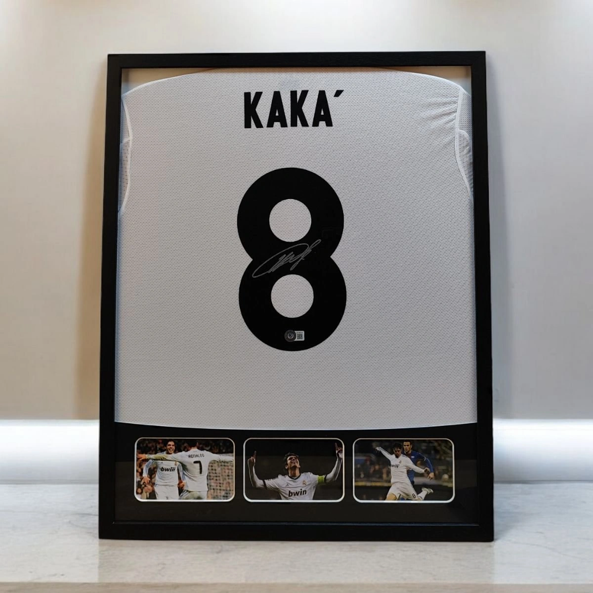 cover image of the auction item