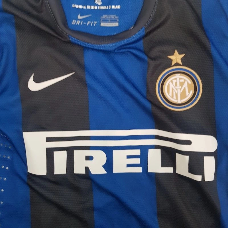 Nagatomo Inter store shirt - Signed